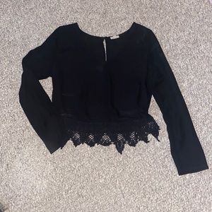 Long-sleeves cop top